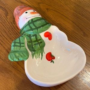 Hallmark, Snowman dish, 10”x7”, ceramic, shoes some use.